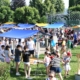 Viele Marktstände auf dem Pausenplatz