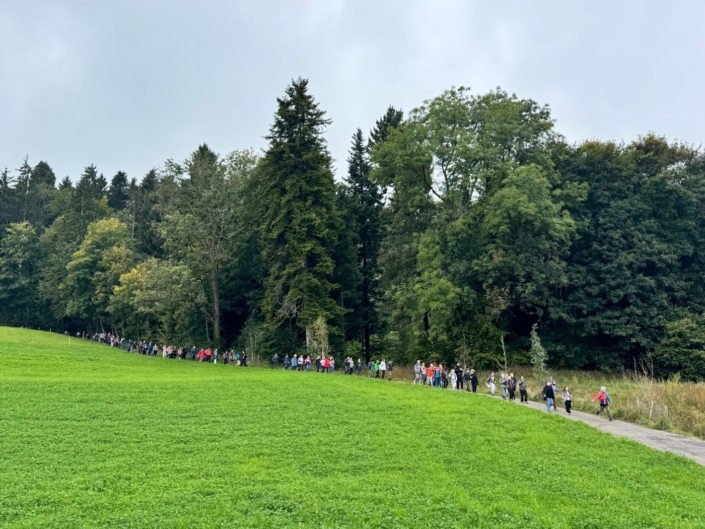 20250210_Wandertag07 Die Mittelstufe wandert