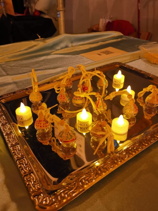 Kerzen und Anhänger