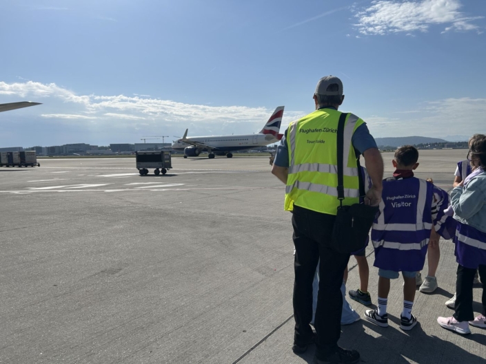 auf dem Flugfeld